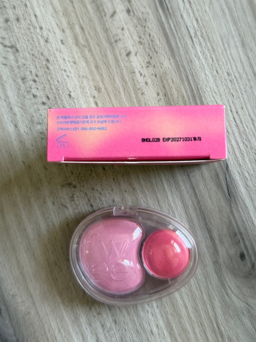 Fwee Mellow Dual Blush - Pink and Peach Duo - Picture 2 of 2